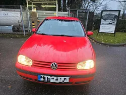 Rot Gebraucht 1999 VW Golf IV Limousine | 1.650 € (Guter Preis)