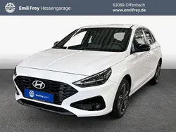Weiss Neu 2024 Hyundai i30 Advantage Limousine | 20.950 € (Guter Preis)