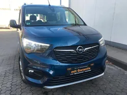 Blau Gebraucht 2020 Opel Combo Life Innovation Van / Kleinbus | 17.450 € (Fairer Preis)