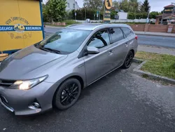 Grau Gebraucht 2014 Toyota Auris Touring Sports Kombi | 10.900 € (Guter Preis)