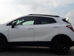 Weiß Gebraucht 2018 Opel Mokka X Color Innovation SUV | 13.499 € (Fairer Preis)