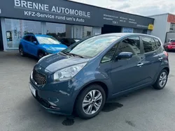 Blau Gebraucht 2018 Kia Venga DREAM-TEAM Edition Kleinwagen | 12.390 € (Fairer Preis)