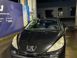 Schwarz Gebraucht 2009 Peugeot 207 CC Cabrio | 3.700 € (Teuer)