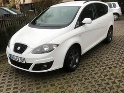 Weiß Gebraucht 2014 Seat Altea XL Van / Kleinbus | 4.780 €