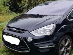 Schwarz Gebraucht 2011 Ford S-MAX Titanium Van / Kleinbus | 5.990 € (Guter Preis)