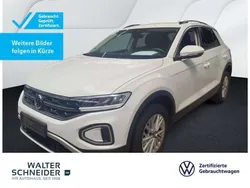Pure white Gebraucht 2024 VW T-Roc Life SUV | 22.450 € (Guter Preis)
