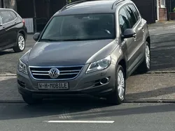 Grau Gebraucht 2010 VW Tiguan Track & Field SUV | 8.900 € (Fairer Preis)