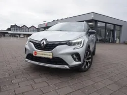Grau Gebraucht 2024 Renault Captur Techno SUV | 19.480 € (Guter Preis)