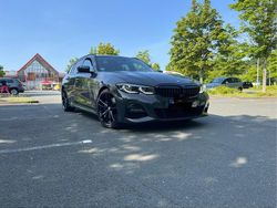 Grau Gebraucht 2020 BMW 330 Efficient Dynamics Kombi | 38.000 € (Teuer)