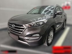 Braun metallic Gebraucht 2016 Hyundai Tucson Intro Edition SUV | 15.130 € (Fairer Preis)