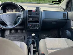 Grau Gebraucht 2004 Hyundai Getz GLS Kleinwagen | 1.800 € (Teuer)