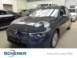 Uranograu Gebraucht 2023 VW Golf VIII Life Limousine | 20.900 € (Guter Preis)