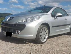 Silber Gebraucht 2007 Peugeot 207 CC Sport Cabrio | 5.200 € (Etwas zu teuer)