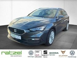 Grau Gebraucht 2022 Seat Leon XCELLENCE Limousine | 21.590 € (Guter Preis)