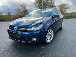 Blau Gebraucht 2011 VW Golf VI Highline Limousine | 7.999 € (Etwas zu teuer)