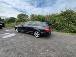 Schwarz Gebraucht 2010 Mercedes E350 Avantgarde Limousine | 9.995 € (Guter Preis)