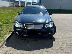 Schwarz Gebraucht 2007 Mercedes C220 Kombi | 2.500 € (Fairer Preis)