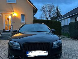 Schwarz Gebraucht 2007 Audi A4 S-Line Kombi | 5.100 € (Etwas zu teuer)