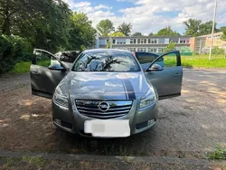 Grau Gebraucht 2010 Opel Insignia Edition Limousine | 5.120 € (Guter Preis)