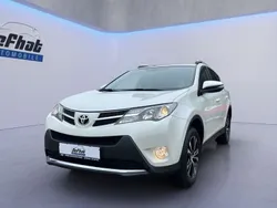 Weiß Gebraucht 2015 Toyota RAV4 Edition SUV | 11.400 € (Guter Preis)