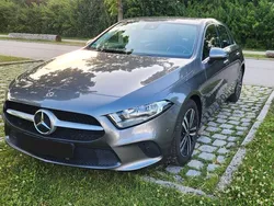 Grau Gebraucht 2022 Mercedes A180 Business Limousine | 22.799 € (Fairer Preis)