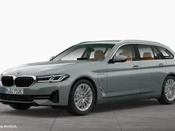 Skyscraper grau Gebraucht 2022 BMW 530e Sport Line Kombi | 37.680 € (Fairer Preis)
