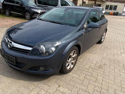 Grau Gebraucht 2006 Opel Astra GTC Cosmo Coupé | 1.790 € (Superpreis)