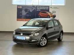 Silber Gebraucht 2014 VW Polo Comfortline Limousine | 10.890 € (Etwas zu teuer)
