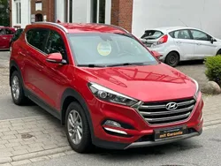 Rot Gebraucht 2016 Hyundai Tucson Style SUV | 13.999 € (Guter Preis)