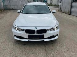 Weiß Gebraucht 2014 BMW 320 Kombi | 10.350 € (Guter Preis)