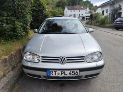 Silber Gebraucht 2001 VW Golf IV Edition Limousine | 800 € (Superpreis)