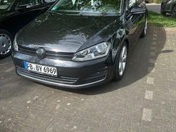 Schwarz Gebraucht 2015 VW Golf LOUNGE Limousine | 10.900 € (Fairer Preis)