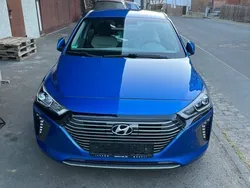 Blau Gebraucht 2018 Hyundai Ioniq Style Limousine | 13.900 € (Fairer Preis)