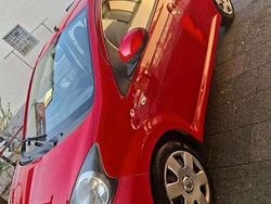 Rot Gebraucht 2008 Toyota Aygo Kleinwagen | 2.500 € (Etwas zu teuer)