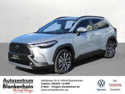 Silver metallic Neu 2025 Toyota Corolla Cross Style SUV | 36.990 € (Fairer Preis)