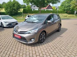 Platinumbronze metallic Gebraucht 2017 Toyota Verso Edition-S Van / Kleinbus | 16.990 € (Fairer Preis)