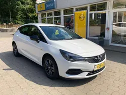 Schnee weiss Gebraucht 2021 Opel Astra Design Edition Limousine | 18.990 € (Fairer Preis)