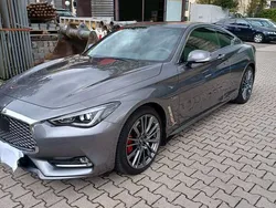 Grau Gebraucht 2019 Infiniti Q60 Coupé | 39.500 €