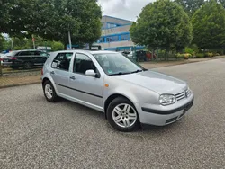 Silber Gebraucht 1999 VW Golf IV Comfortline Limousine | 2.999 € (Etwas zu teuer)