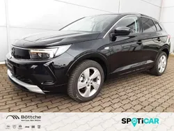Lackierung schwarz perla nera/ Gebraucht 2023 Opel Grandland X Elegance SUV | 25.340 € (Fairer Preis)