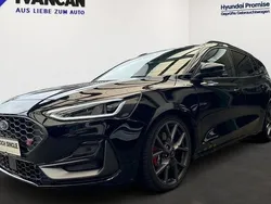 Schwarz Gebraucht 2023 Ford Focus ST Kombi | 34.490 € (Guter Preis)