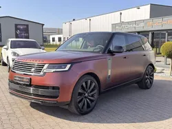 Ultra metallic in seidenmatt Gebraucht 2024 Land Rover Range Rover SUV | 219.500 €