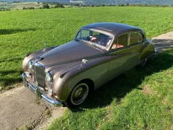 Jaguar MK IX