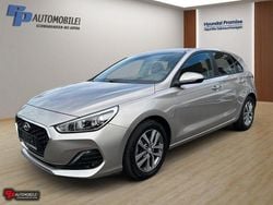 Beige Gebraucht 2019 Hyundai i30 Limousine | 14.990 € (Fairer Preis)