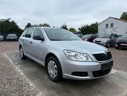 Silber Gebraucht 2013 Skoda Octavia Sport Kombi | 8.999 € (Superpreis)
