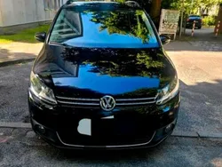 Schwarz Gebraucht 2012 VW Touran Van / Kleinbus | 3.899 € (Guter Preis)