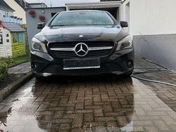 Schwarz Gebraucht 2013 Mercedes CLA220 Limousine | 10.300 €