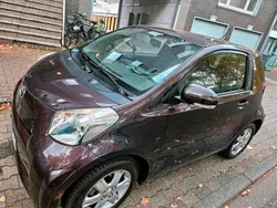 Violet Gebraucht 2009 Toyota iQ Kleinwagen | 8.700 € (Teuer)