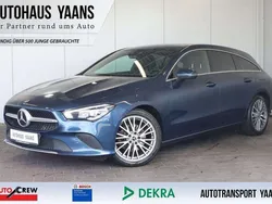 Denimblau metalliclack Gebraucht 2020 Mercedes CLA200 Progressive Kombi | 22.489 € (Fairer Preis)