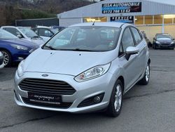 Polarsilber metallic Gebraucht 2016 Ford Fiesta Trend Kleinwagen | 5.499 € (Fairer Preis)